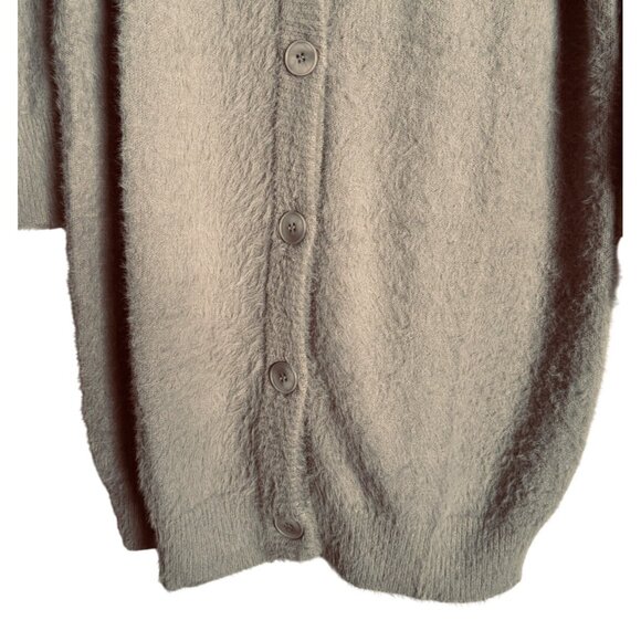 NWT Gibsonlook Medium Soft Gray Button-Front Cardigan Cozy Sweater - Picture 5 of 16